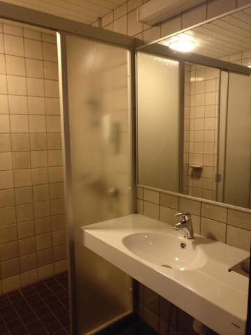 Фото номера Двухместный номер с 2 отдельными кроватями Отель Hotelli Sodankylä г. Соданкюля 2